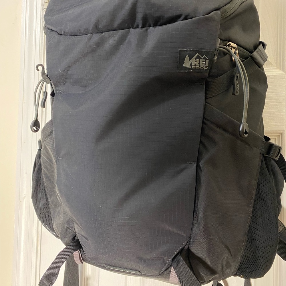 REI Co-op Ruckpack 28L Black